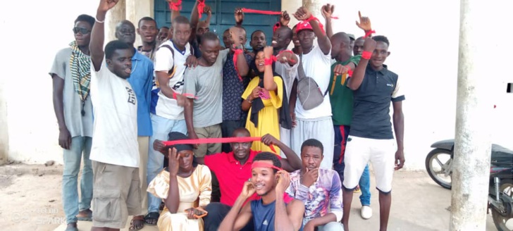 Mouvement d’humeur au FERA de la Commune de Bakel: Le collectif des employés réclame 8 mois de salaires et proteste contre leur Direction générale Mouvement d’humeur au FERA de la Commune de Bakel: Le collectif des employés réclame 8 mois de salaires et proteste contre leur Direction générale