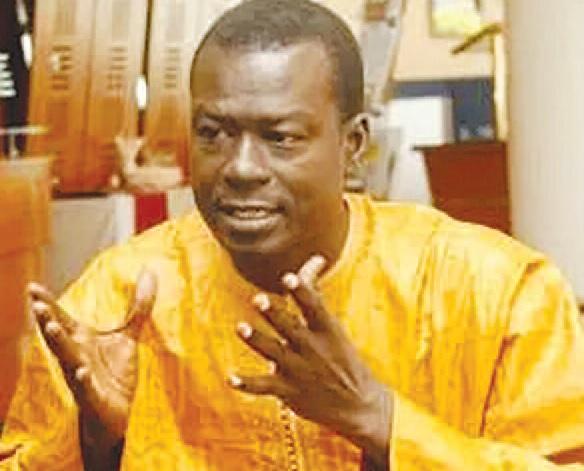Pr. Abdou Aziz Kébé, agrégé en droit public : «La Constitution est très éloignée des questions de finances publiques» Pr. Abdou Aziz Kébé, agrégé en droit public : «La Constitution est très éloignée des questions de finances publiques»
