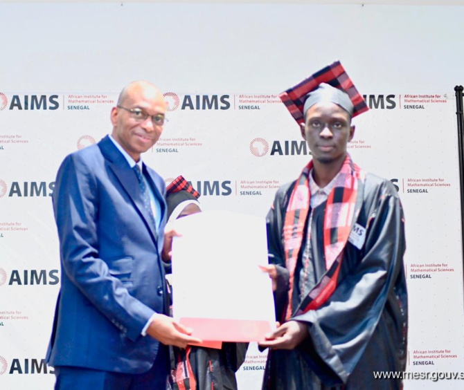 AIMS Sénégal : Remise de diplômes aux étudiants de la 12e promotion
