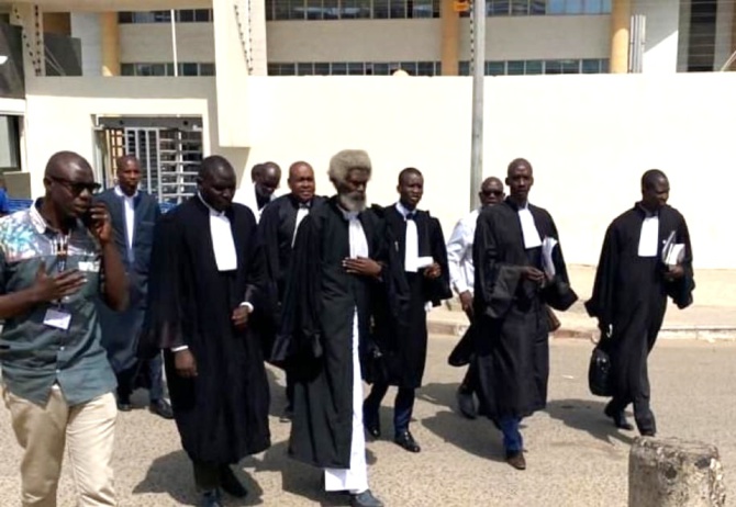 Arrestation de leur client : Les  avocats de Ousmane Sonko prennent acte et précisent…