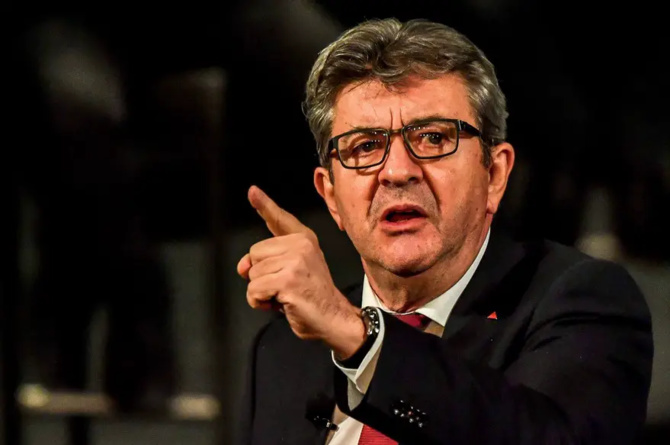 Jean-Luc Melenchon sur Twitter : « Sonko arrêté, la machine à régler les comptes politiques par voie de justice et de police, est relancée »