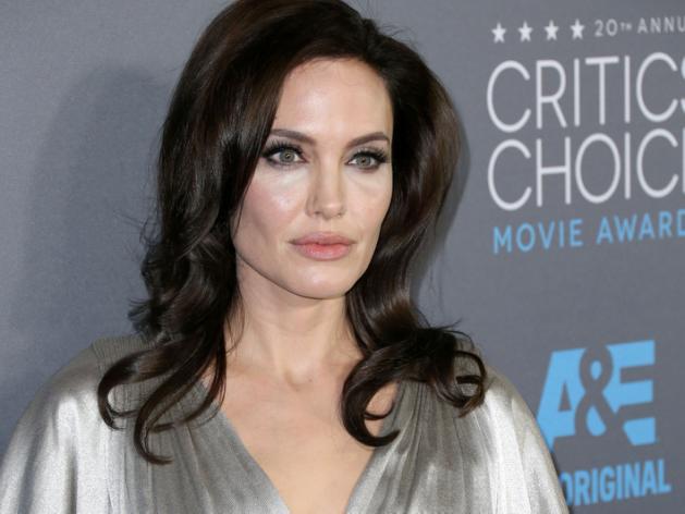 Angelina Jolie furieuse contre Brad Pitt ? L'actrice rappelle son mari à l'ordre