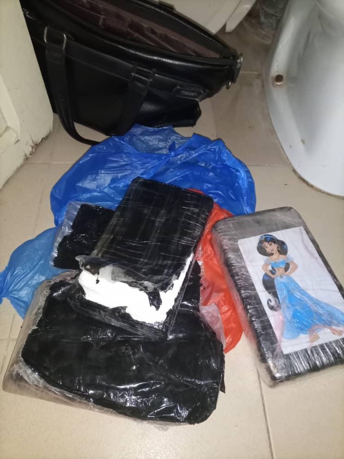 Drogue: Les services de la DOCTRIS de la Police nationale ont saisi une importante quantité Drogue: Les services de la DOCTRIS de la Police nationale ont saisi une importante quantité