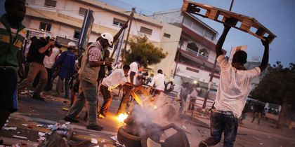 Chaude nuit à Thiaroye: Jeunes et gendarmes s'affrontent
