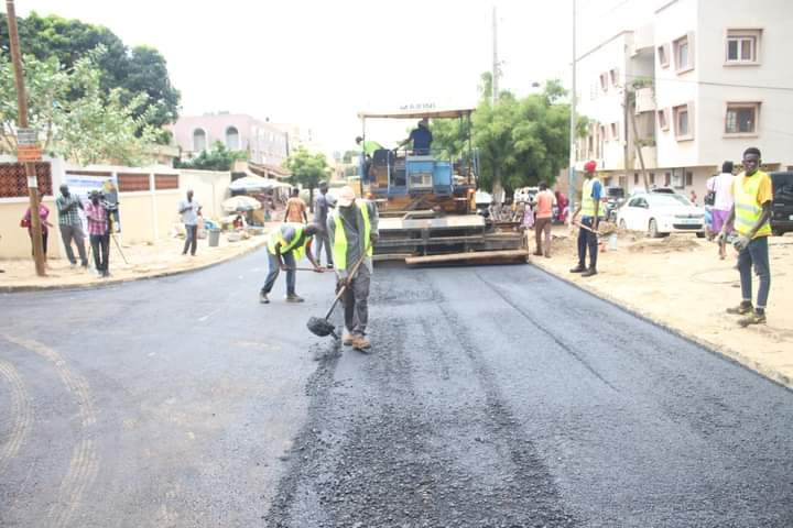 Photos/ Commune de Mermoz-Sacré-Cœur: Visite de chantiers du maire de Dakar, Barthélemy Dias Photos/ Commune de Mermoz-Sacré-Cœur: Visite de chantiers du maire de Dakar, Barthélemy Dias