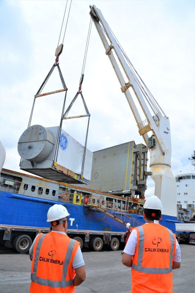 Réception des premières turbines : West African Energy lance sa centrale électrique du Cap des Biches de 300 mégawatts