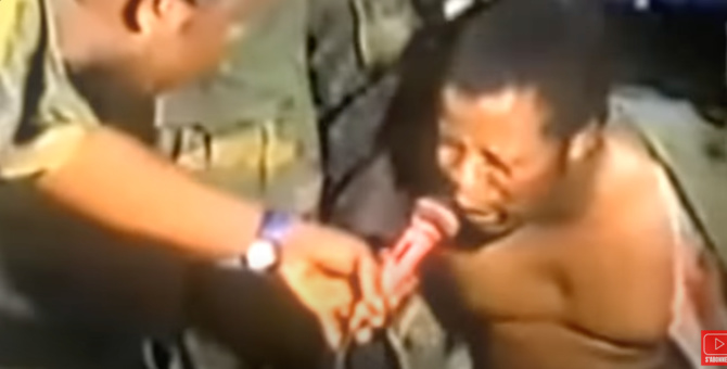 La triste fin du Président Samuel Doe (Torturé) , un président plein d'avenir. La triste fin du Président Samuel Doe (Torturé) , un président plein d'avenir.