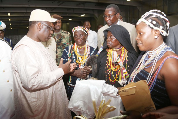 Macky Sall : "Le projet de chemin de fer Ziguinchor-Tambacounda fera partie de mes priorités"