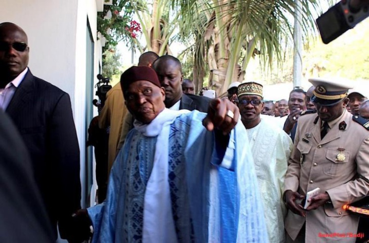 Me Abdoulaye Wade  à la Crei: "Qu'on enlève mes maisons du patrimoine de Karim ! "