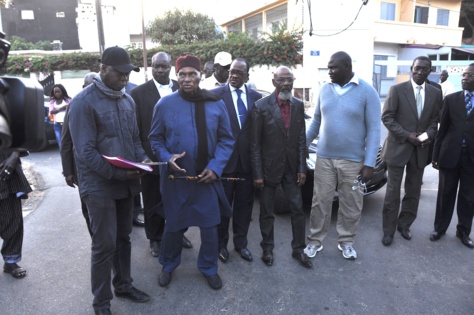 Abdoulaye Wade visite sa maison du Point E