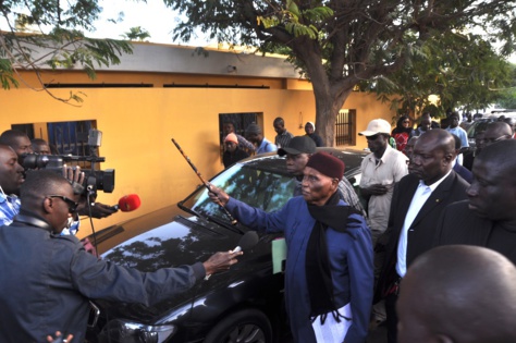 Abdoulaye Wade visite sa maison du Point E