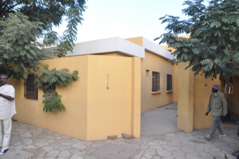 Abdoulaye Wade visite sa maison du Point E