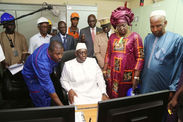 Macky Sall a inauguré la nouvelle centrale électrique de Boutoute