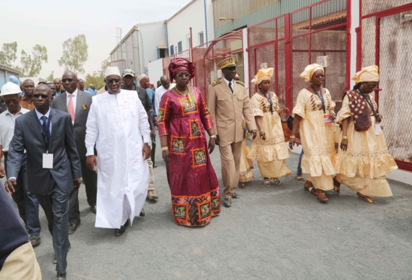 Macky Sall a inauguré la nouvelle centrale électrique de Boutoute