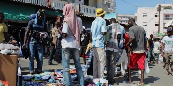 Quelques mois après le désencombrement des artères de la capitale : Dakar retrouve ses marchands ambulants