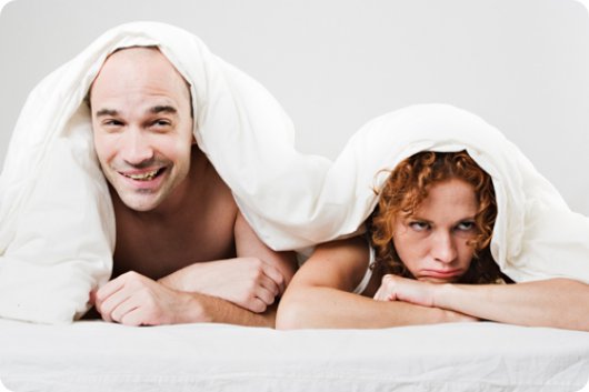 Et si les hommes se comportaient comme les femmes sur Tinder ? Les photos sont juste mémorables...