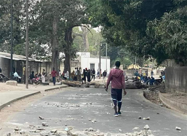 Manifestations à Khossanto: Les causes des décès des deux manifestants connues, les 35 jeunes arrêtés, libérés Manifestations à Khossanto: Les causes des décès des deux manifestants connues, les 35 jeunes arrêtés, libérés