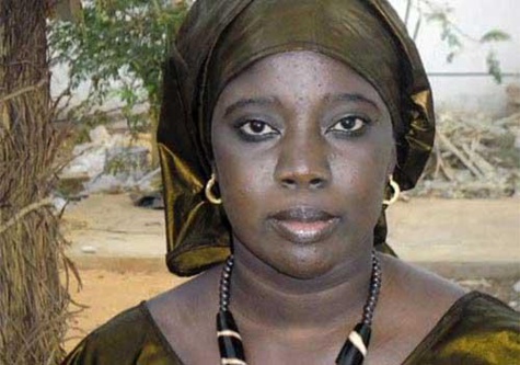 Une spécialiste dénonce: "Un Président, une Première dame et des ministres fêtards..." Une spécialiste dénonce: "Un Président, une Première dame et des ministres fêtards..."