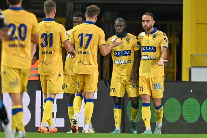 Aboubakary Koita vient d'être élu meilleur joueur du mois de septembre, dans tout le championnat de Belgique, avec 42 % des votes (Photos)