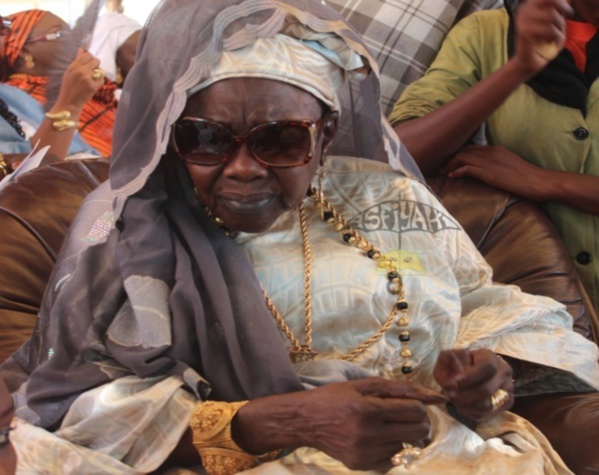 Tivaouane en deuil: Décès de la Doyenne de la Famille Sy, Sokhna Oumou Kalsom Sy