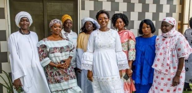 Ministère de l’Economie : Des organisations féminines magnifient l'œuvre d'Oulimata Sarr Ministère de l’Economie : Des organisations féminines magnifient l'œuvre d'Oulimata Sarr