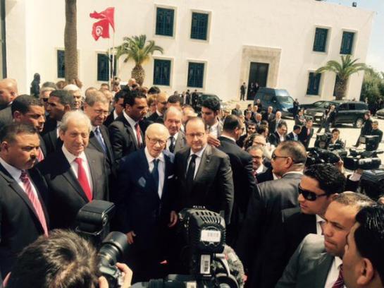 Marche contre le terrorisme à Tunis : Hollande au côté du président Essebsi