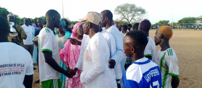 Visite de chantier à Rufisque : Mme Astou Diokhané Sow témoigne de l’intervention renforcée du programme Promovilles Visite de chantier à Rufisque : Mme Astou Diokhané Sow témoigne de l’intervention renforcée du programme Promovilles
