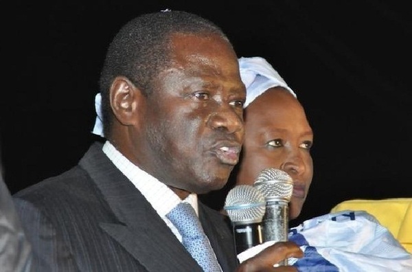 Distinction d'anciens PM et de présidents de parlement : Pape Diop fait faux bond à Macky