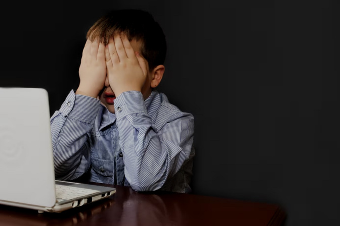 Exposition des enfants à du contenu inapproprié sur internet : 3 893 signalements reçus du Sénégal en 2022