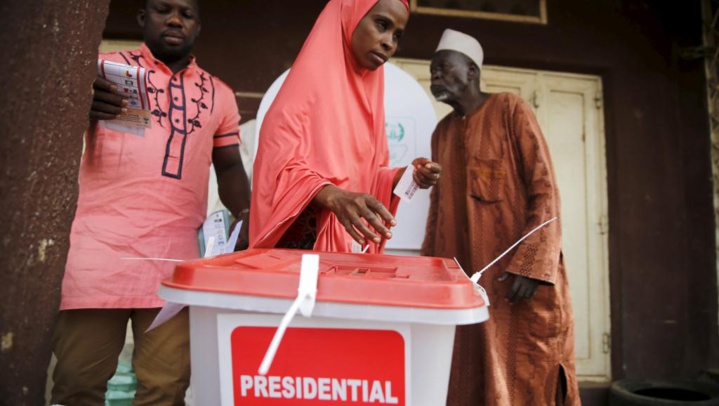 Nigeria: les résultats de la présidentielle arrivent au compte-gouttes
