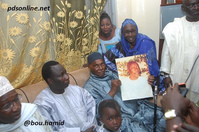 Présentations de condoléances aux familles de feue Sokhna Bintu Mbacké Massamba , feue Fatou Cisssé et de feu Mamadou Niang ancien Président de la Section Pds des Parcelles Assainies