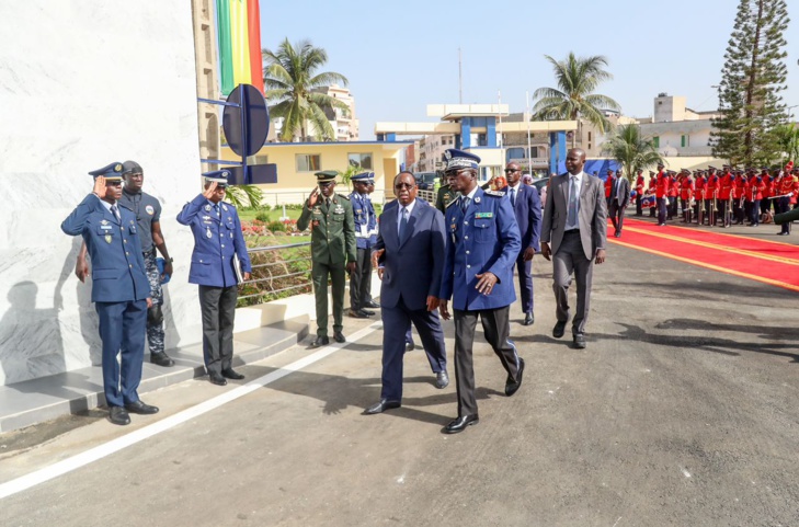Photos: Le Président de la République, Macky Sall, à la cérémonie d’inauguration de l’état-major de la Gendarmerie nationale et Direction de la Justice militaire Photos: Le Président de la République, Macky Sall, à la cérémonie d’inauguration de l’état-major de la Gendarmerie nationale et Direction de la Justice militaire