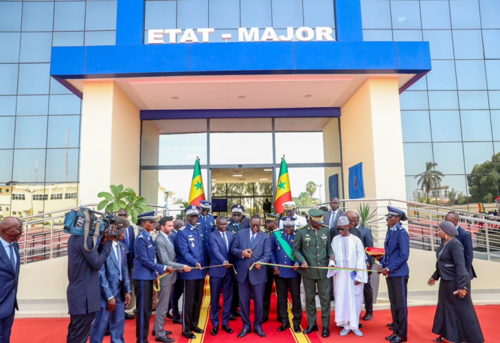 Photos: Le Président de la République, Macky Sall, à la cérémonie d’inauguration de l’état-major de la Gendarmerie nationale et Direction de la Justice militaire Photos: Le Président de la République, Macky Sall, à la cérémonie d’inauguration de l’état-major de la Gendarmerie nationale et Direction de la Justice militaire