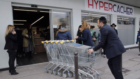 Prise d'otages à l'Hyper Cacher : BFMTV visée par une plainte pour mise en danger de la vie d'autrui