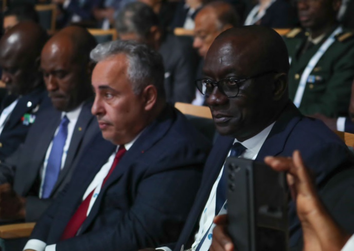 Photos/ Pacte de Paris pour la Planète et les Peuples: Le Président Macky Sall a accepté avec la proposition d’Emmanuel Macron d’être l’Envoyé spécial Photos/ Pacte de Paris pour la Planète et les Peuples: Le Président Macky Sall a accepté avec la proposition d’Emmanuel Macron d’être l’Envoyé spécial