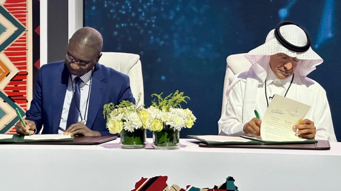 Riyad: Ismaïla Madior Fall, Ministre des Affaires étrangères, prend part à la Conférence économique Arabie Saoudite-Afrique
