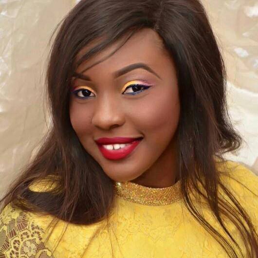 La belle Mamy Gueye, commerciale à la RTS