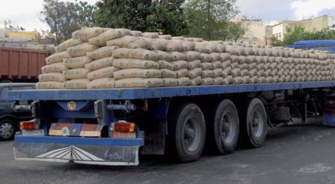 A. Sow, conducteur de camion : Trahison et évasion vers l'Italie, un récit désarmant