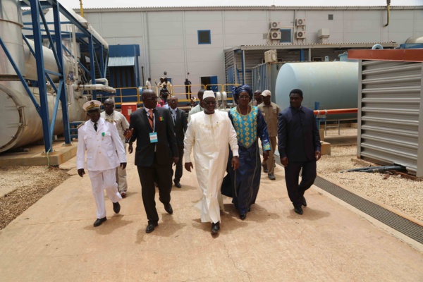 Macky Sall inaugure la centrale électrique de Kahone et annonce ses ambitions pour le secteur