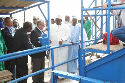 Le Président Sall visite la Société nouvelle des salins du Sine-Saloum 