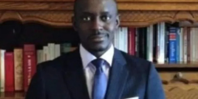 Une nouvelle procédure judiciaire contre Akhenaton Une nouvelle procédure judiciaire contre Akhenaton