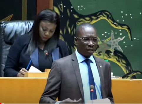 Anarchie médiatique au Sénégal : Les vérités du ministre Moussa Bocar Thiam Anarchie médiatique au Sénégal : Les vérités du ministre Moussa Bocar Thiam