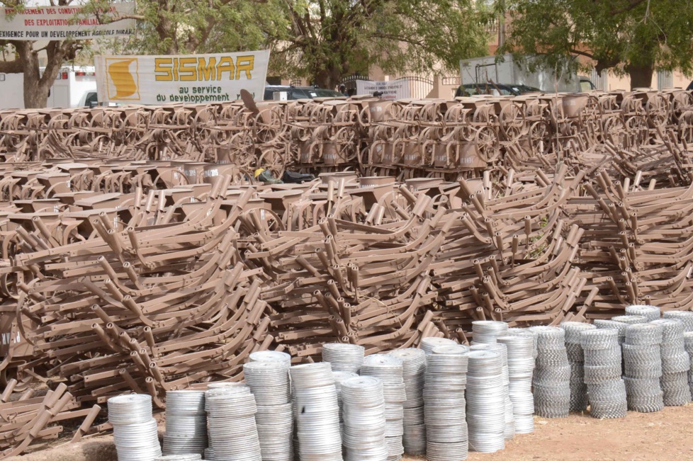 Kaffrine: Macky Sall a reçu 1000 tracteurs venus du Brésil