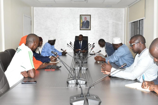 Après leur indemnisation: Les impactés du Projet de dépollution de la baie de Hann à Mbao, reconnaissants envers le DG de l’Onas, Mamadou Mamour Diallo Après leur indemnisation: Les impactés du Projet de dépollution de la baie de Hann à Mbao, reconnaissants envers le DG de l’Onas, Mamadou Mamour Diallo