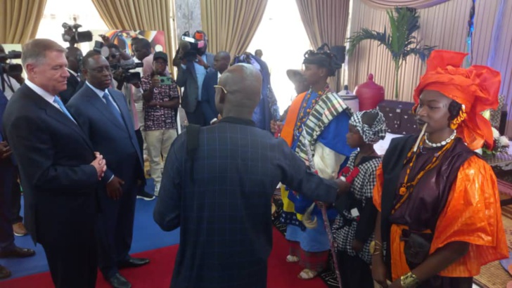 Photos / Élégance et artisanat à la Présidence: Regards sur l'exposition présidée par Marième Faye Sall et Agata Kornhauser-Duda Photos / Élégance et artisanat à la Présidence: Regards sur l'exposition présidée par Marième Faye Sall et Agata Kornhauser-Duda