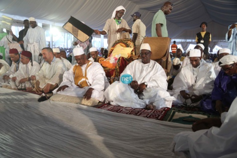 Les Cherifs,Thierno Amadou Tidiane Bâ, Macky Sall et Abdoulaye Daouda Diallo au Hadrat Diouma