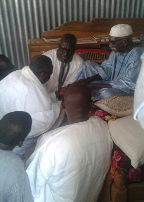 Ziar de la famille de Mame Thierno Diouf Lambaye chez le Khalif général des Mourides 