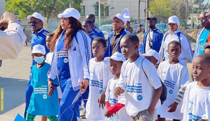 Randonnée pédestre de la petite enfance: Maimouna Cissokho Khouma, Directrice de l’Anpectp insiste sur les valeurs de la paix... Randonnée pédestre de la petite enfance: Maimouna Cissokho Khouma, Directrice de l’Anpectp insiste sur les valeurs de la paix...