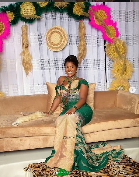 Revivez en images le mariage de la fille de Mame Boye Diao et Samba Peuzzi Revivez en images le mariage de la fille de Mame Boye Diao et Samba Peuzzi