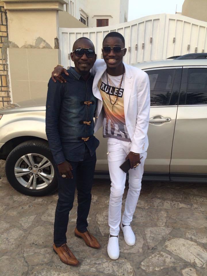 Le photographe Chon en toute complicité avec Wally Seck 